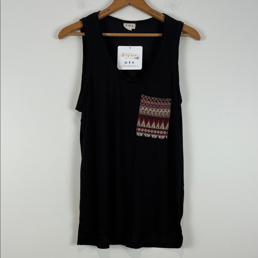 NWT POL Sudden Crush Tank Women’s Medium Black Sleeveless Top Contrast Pocket